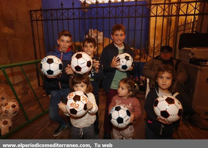 El Cartero Real recogió las ilusiones de los niños de Castellón