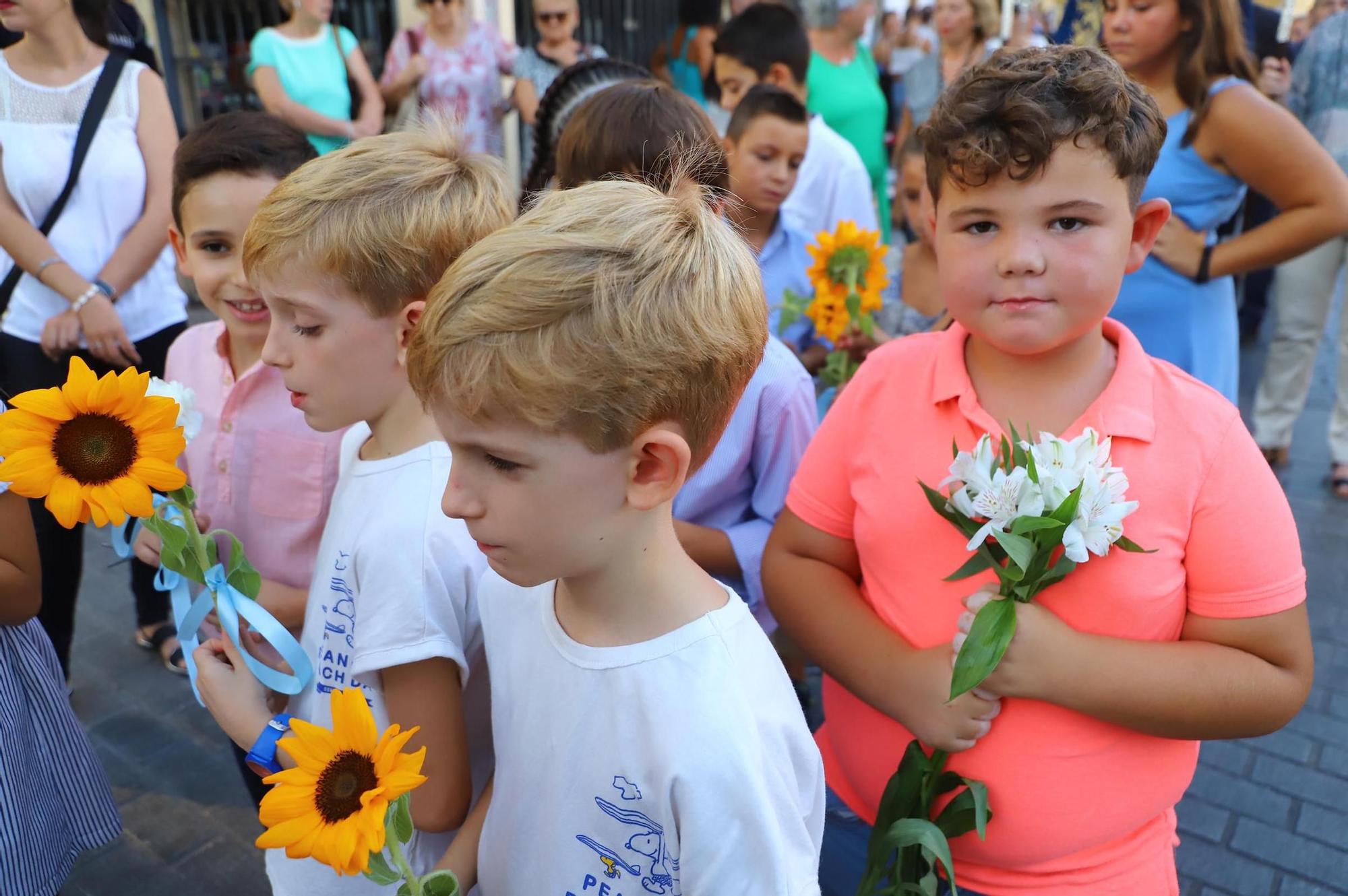 La procesión de la Virgen de Villaviciosa en imágenes