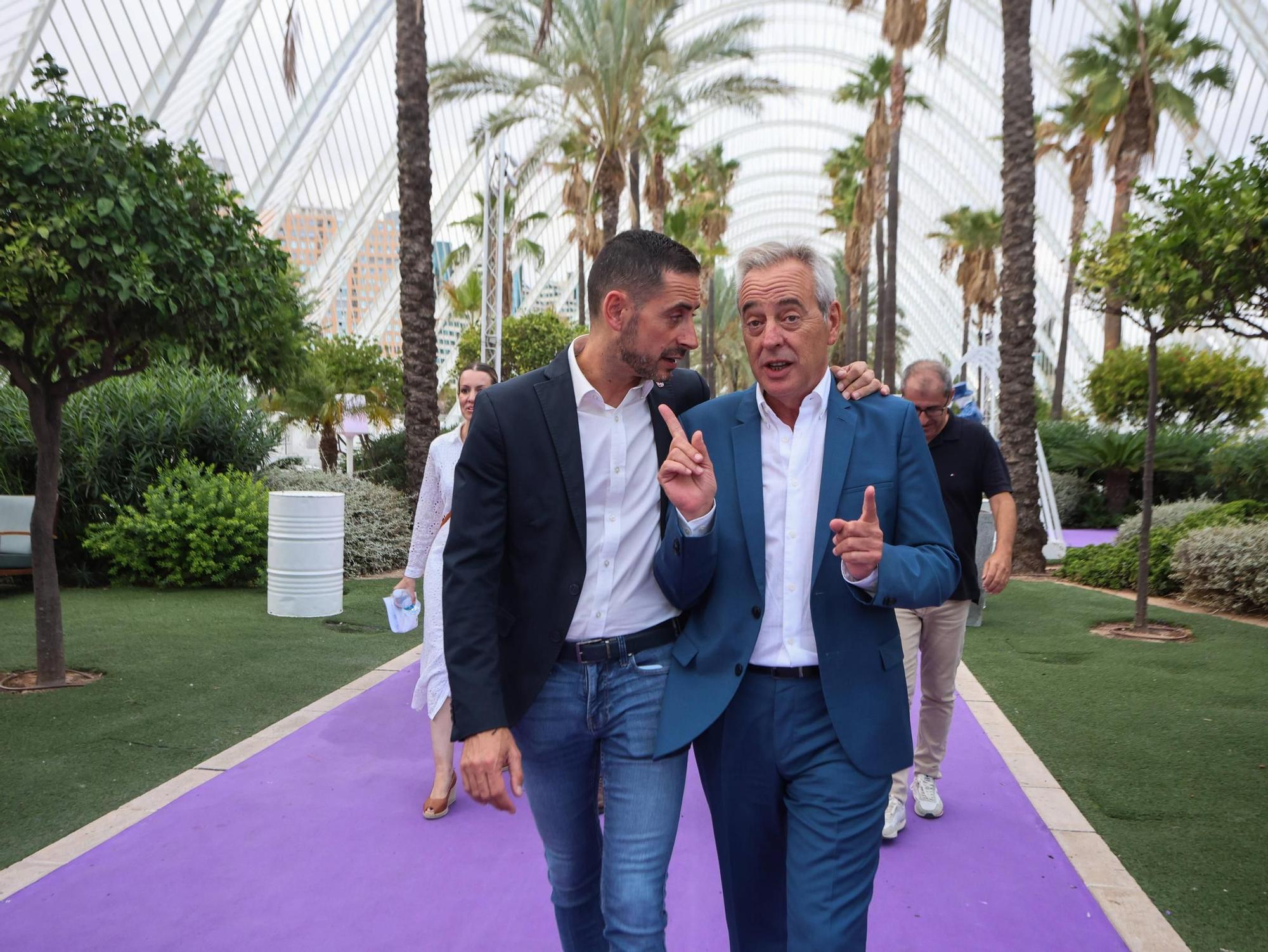 Los alcaldes de l'Horta en la cumbre comarcal organizada por Levante-EMV