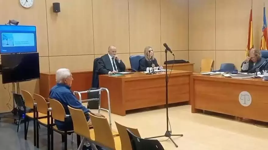 El abuelo octogenario ha reconocido haber abusado de sus cinco nietos