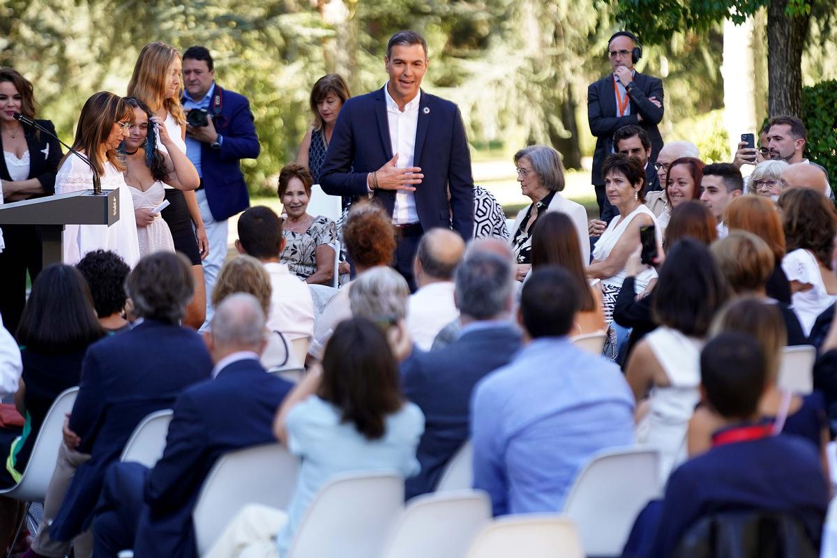 Sánchez confirma que aquest dimarts s’aprovarà la norma per garantir l’atur de les empleades de llar