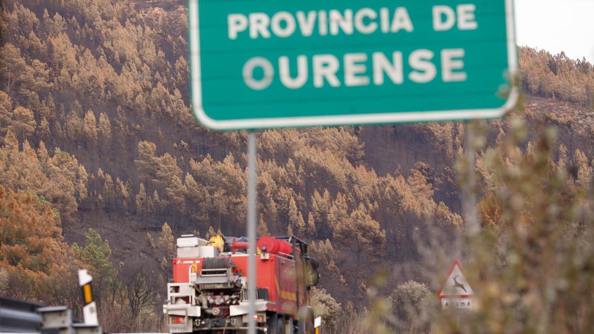 Cartel de entrada a la Provincia de Ourense