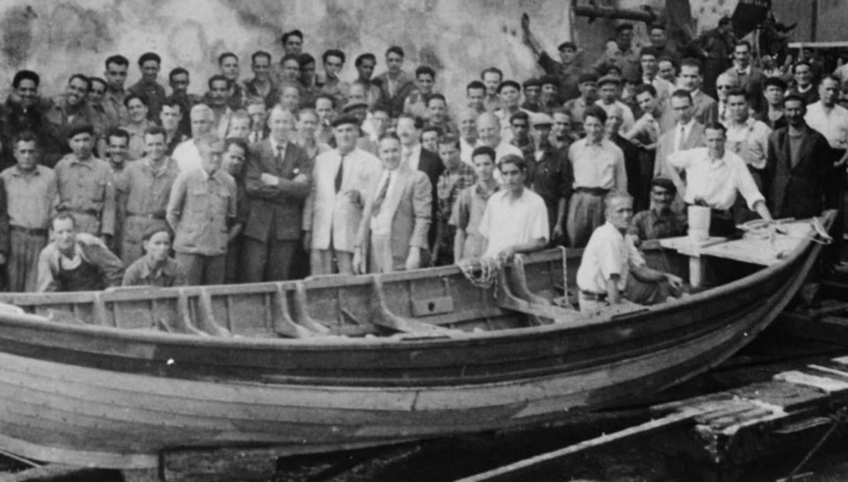 Una foto antigua de los profesionales, la mayoría de La Isleta, que trabajaron para la película desde sus talleres. | | LP/DLP