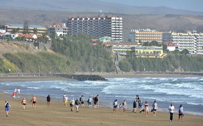 AMBIENTE PLAYA DEL INGLÉS PUENTE CONSTITUCIÓN