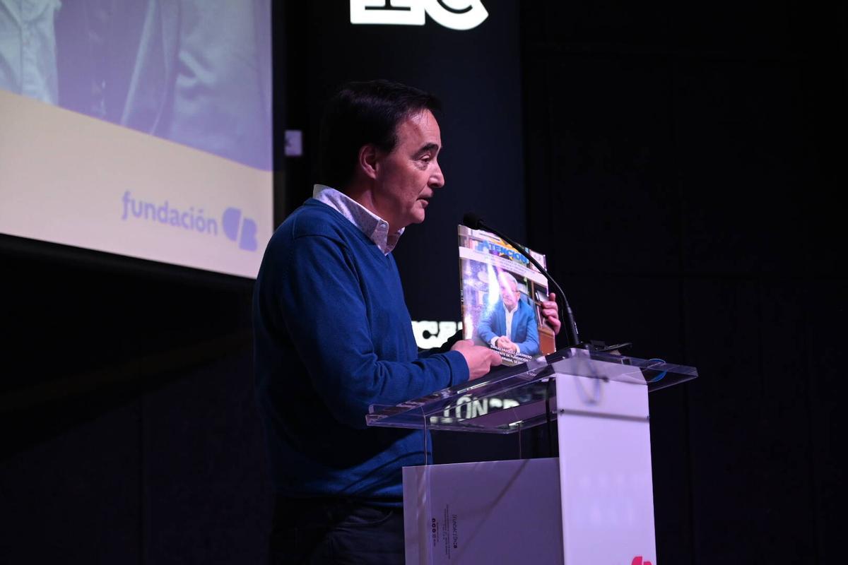 Fotogalería | Así ha sido el emotivo adiós a Emilio Vázquez y Emilio Jiménez, capitanes de Fundación CB Fotogalería | Así ha sido el emotivo adiós a Emilio Vázquez y Emilio Jiménez, capitanes de Fundación CB
