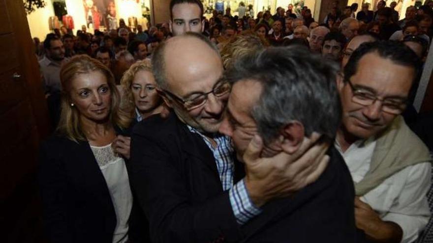 El alcalde de Ourense, Francisco Rodríguez, ayer en la asamblea local del PSOE. / brais lorenzo