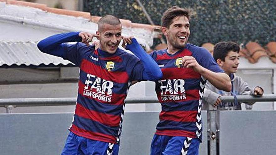 Els jugadors del Llagostera, celebrant la victòria d&#039;ahir.