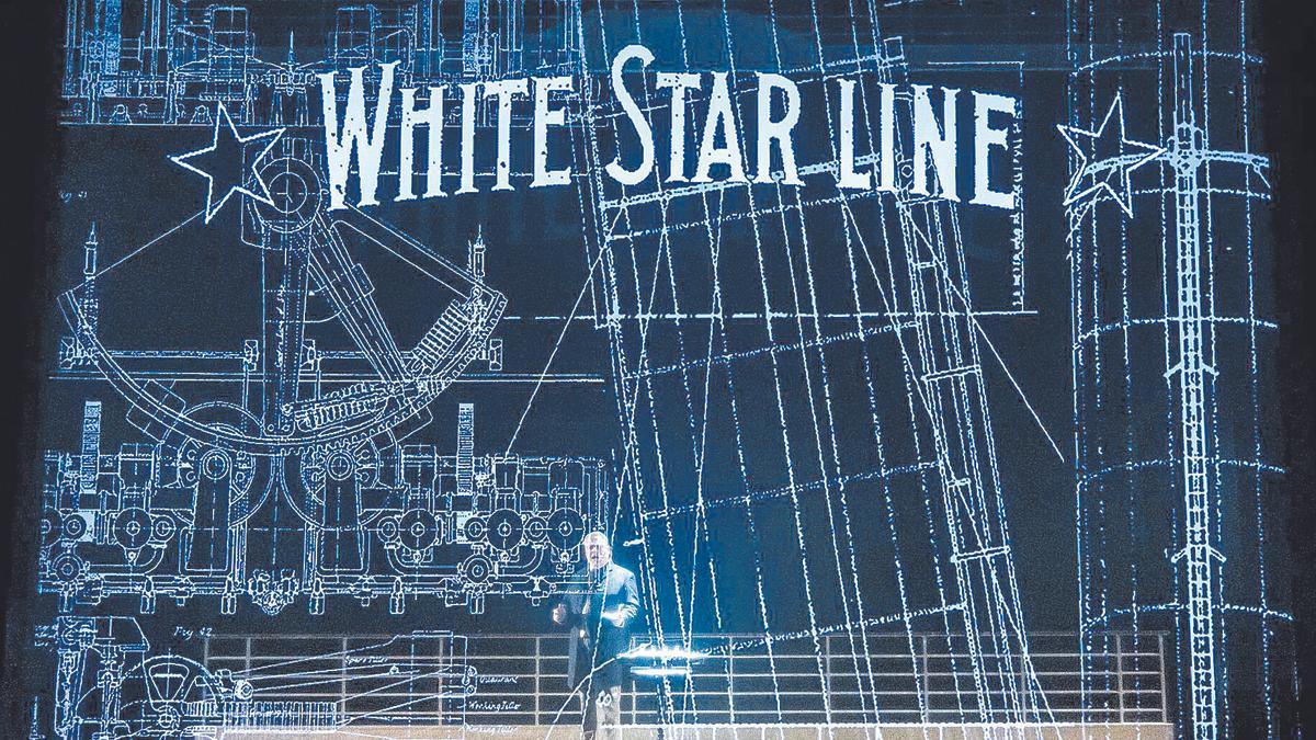Proyección de Carlos Santos para ‘Titanic, el musical’.