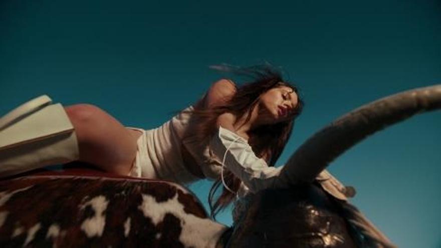 Imatge del videoclip de la nova cançó de Rosalía, &#039;Hentai&#039;