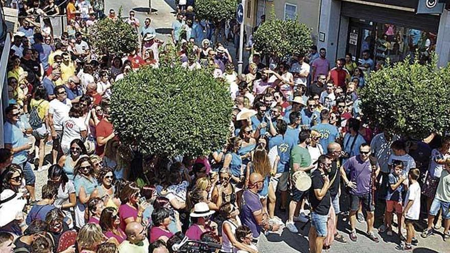 El encuentro de quintos de distintas edades de Lloseta resultÃ³ muy lucido y participado.