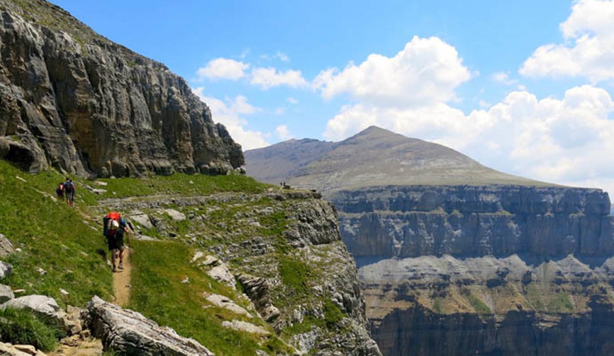 Cinco lugares en España solo aptos para valientes