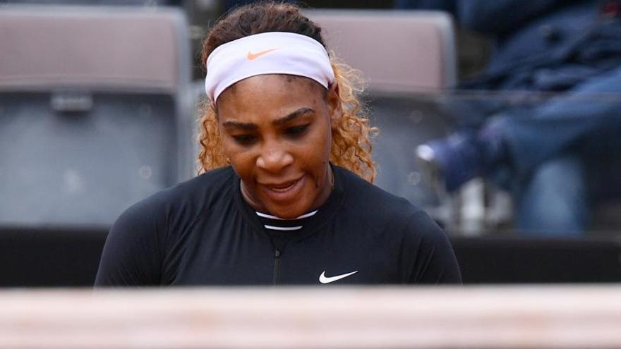Serena Williams se retira por lesión.