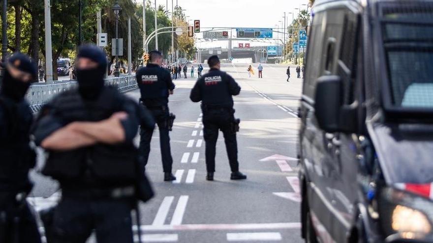 Dispositiu dels Mossos a Barcelona |