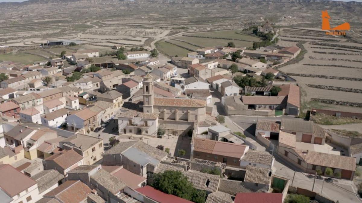 Panorámica de Farlete, el pueblo de Zaragoza que estrena su propio letrero a lo Hollywood