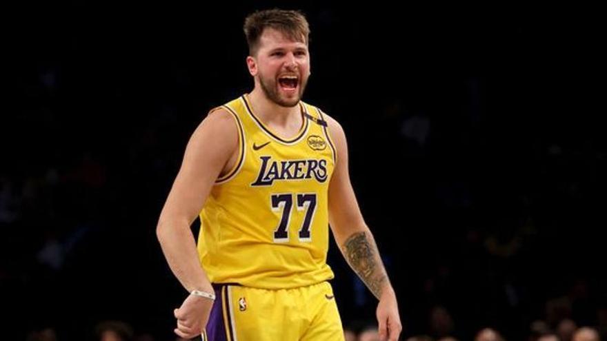 Los 39 puntos de Luka Doncic no le valieron para ganar a los Lakers