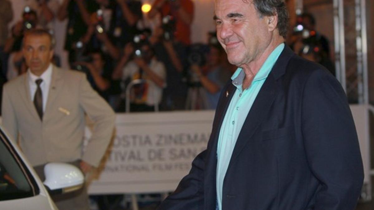 Oliver Stone a su llegada al Festival de Cine de San Sebastián