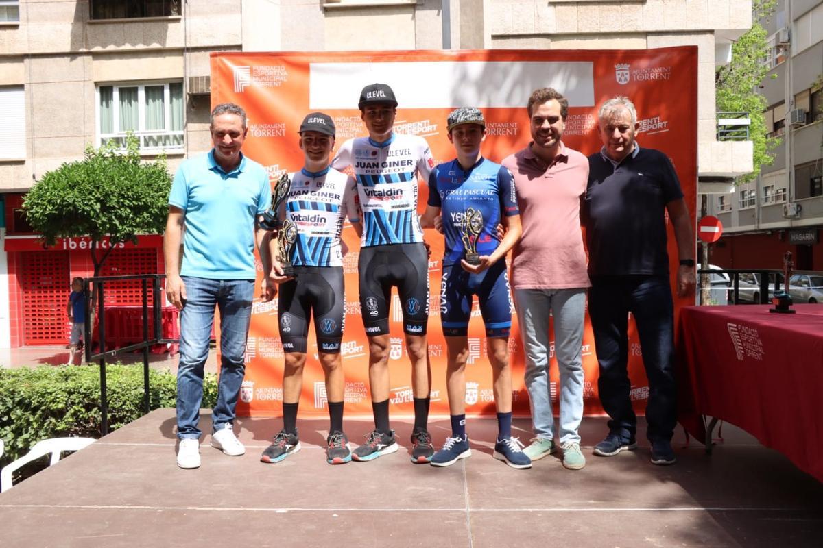 Podio masculino del Trofeo Cadete de Ciclismo ‘Ciutat de Torrent’.