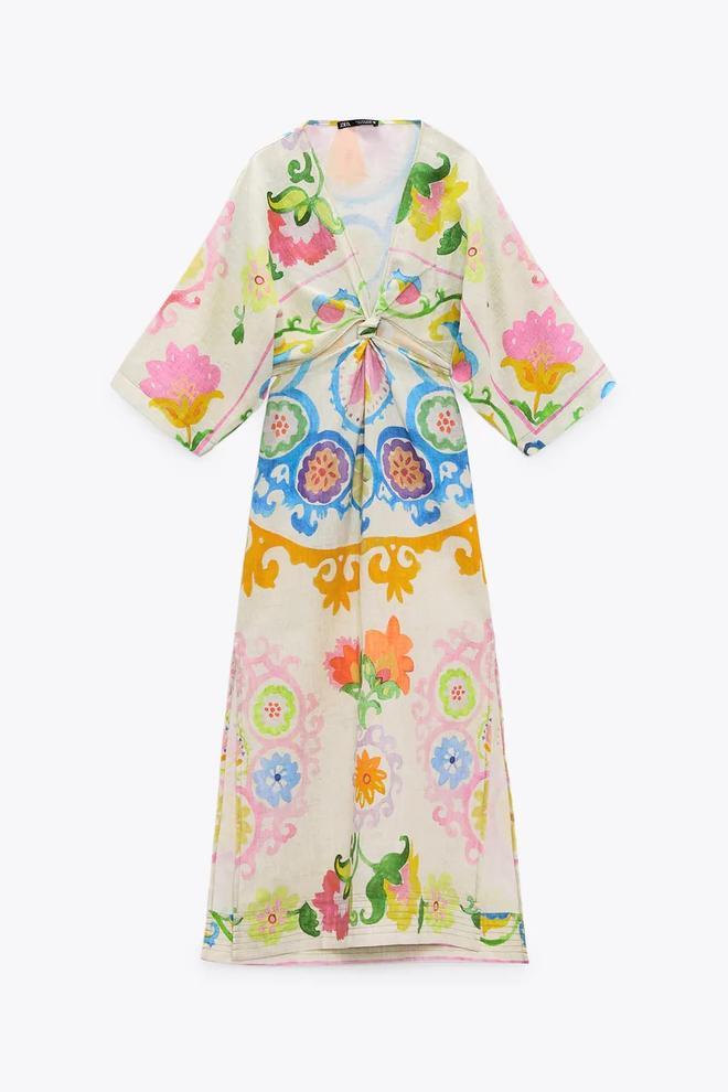 Vestido con diseño 'cut out' y estampado de flores multicolor de Zara