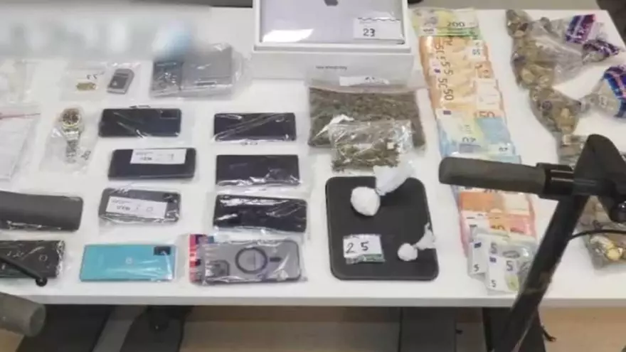 Vídeo | Desmantellen un punt de venda i consum de droga a Blanes i detenen dues persones