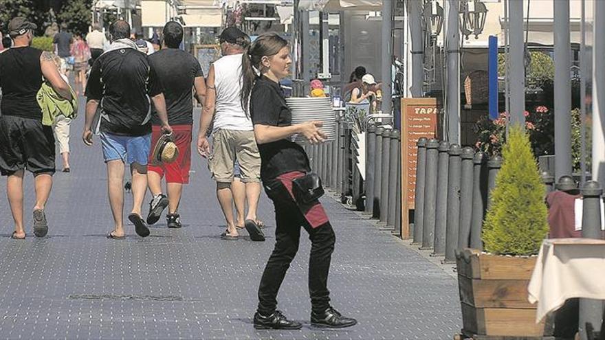 Los extranjeros copan casi el 40% de los nuevos empleos en Castellón