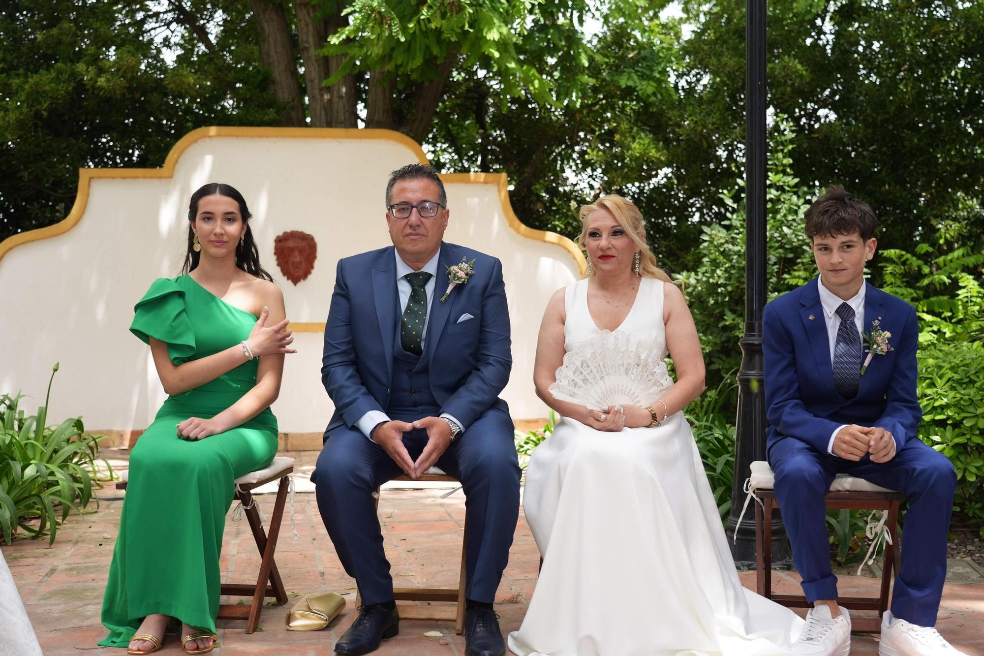 Todas las fotos de la boda entre el concejal Paco Cabañero y Sonia Lázaro