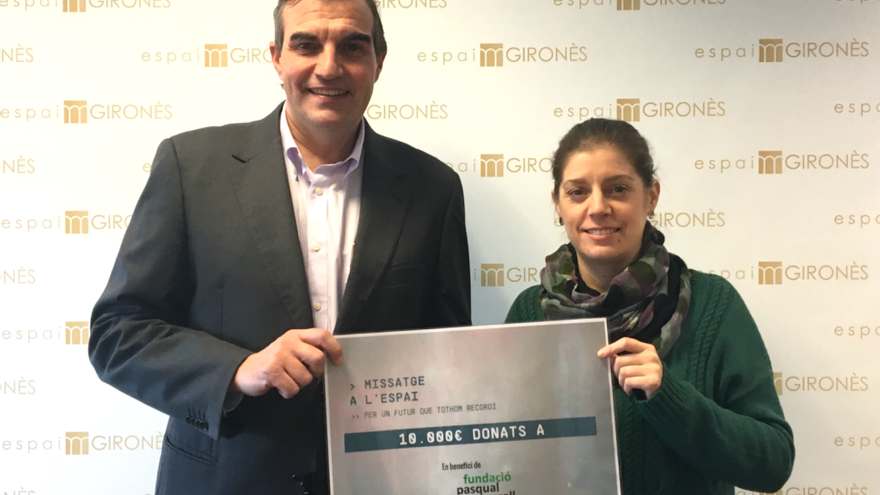 L&#039;Espai Gironès lliura 10.000 euros de la campanya solidària de Nadal a la Fundació Pasqual Maragall