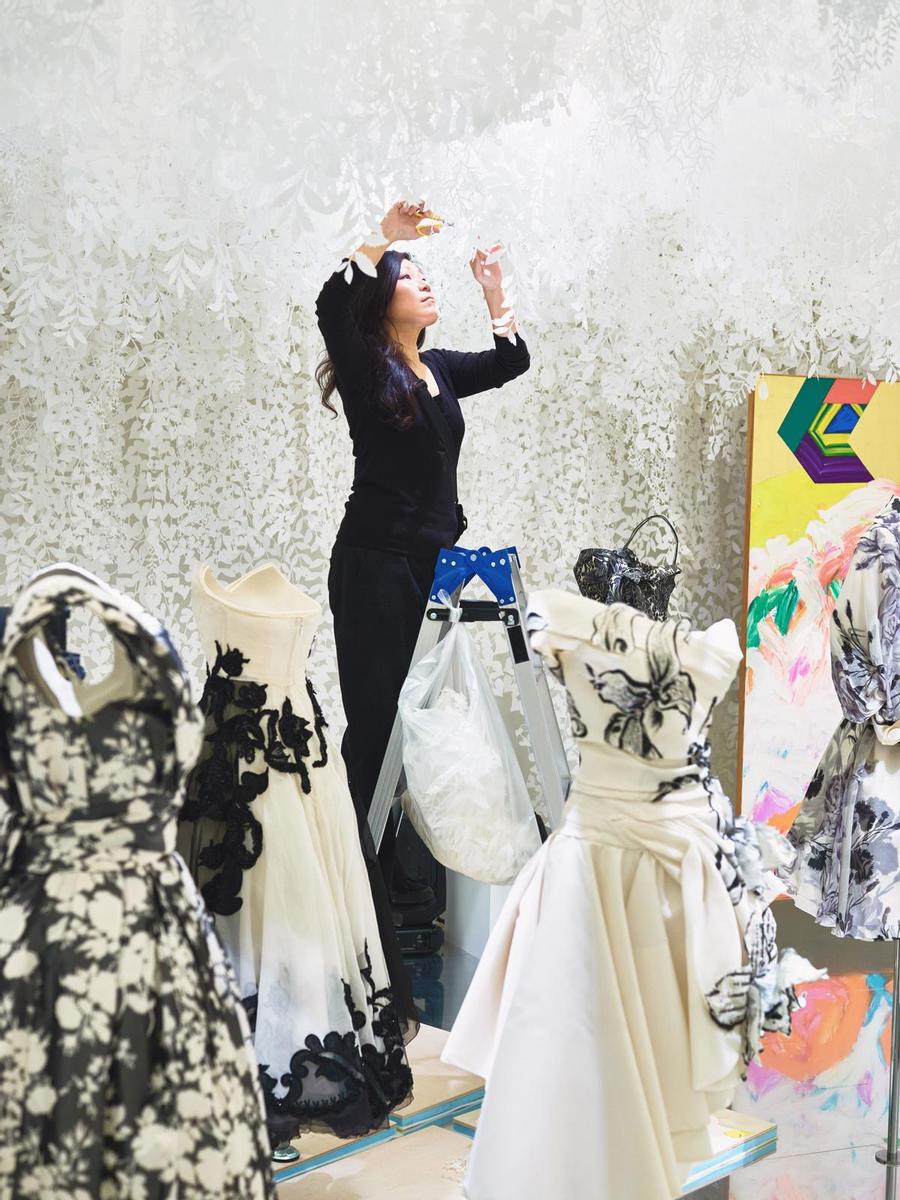 DIOR Designer of Dreams Tokyo, Japan Making of Mouting with Ayumi Shibata © Yuto Kudo2