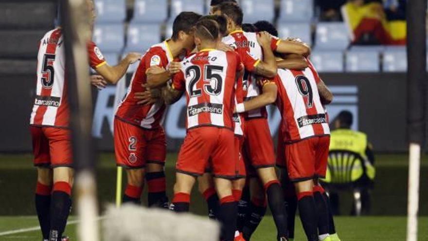 Els jugadors del Girona celebren el gol de Juanpe que va suposar el 3-3 al camp de Celta.