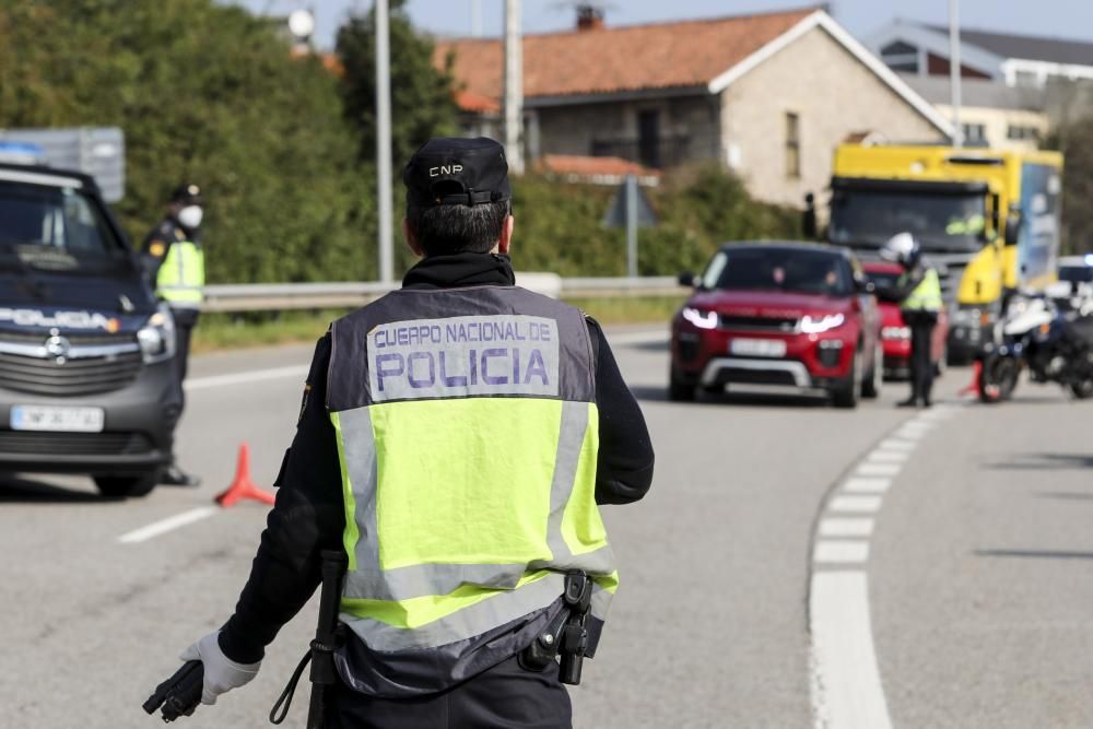 Saúl Craviotto, con la Policia Nacional