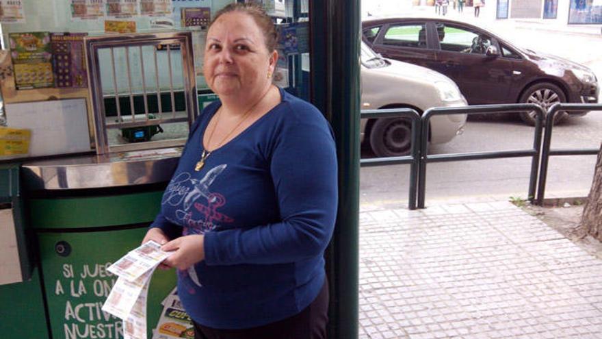 La vendedora de la ONCE María de los Ángeles García.