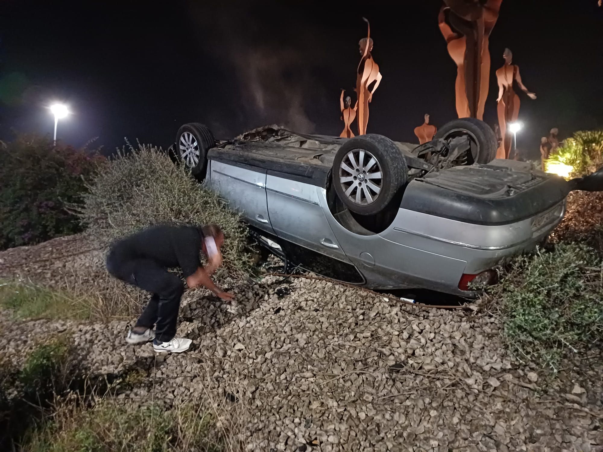 Einer der bekanntesten Kreisverkehre Mallorcas nach einem Verkehrsunfall schwer beschädigt