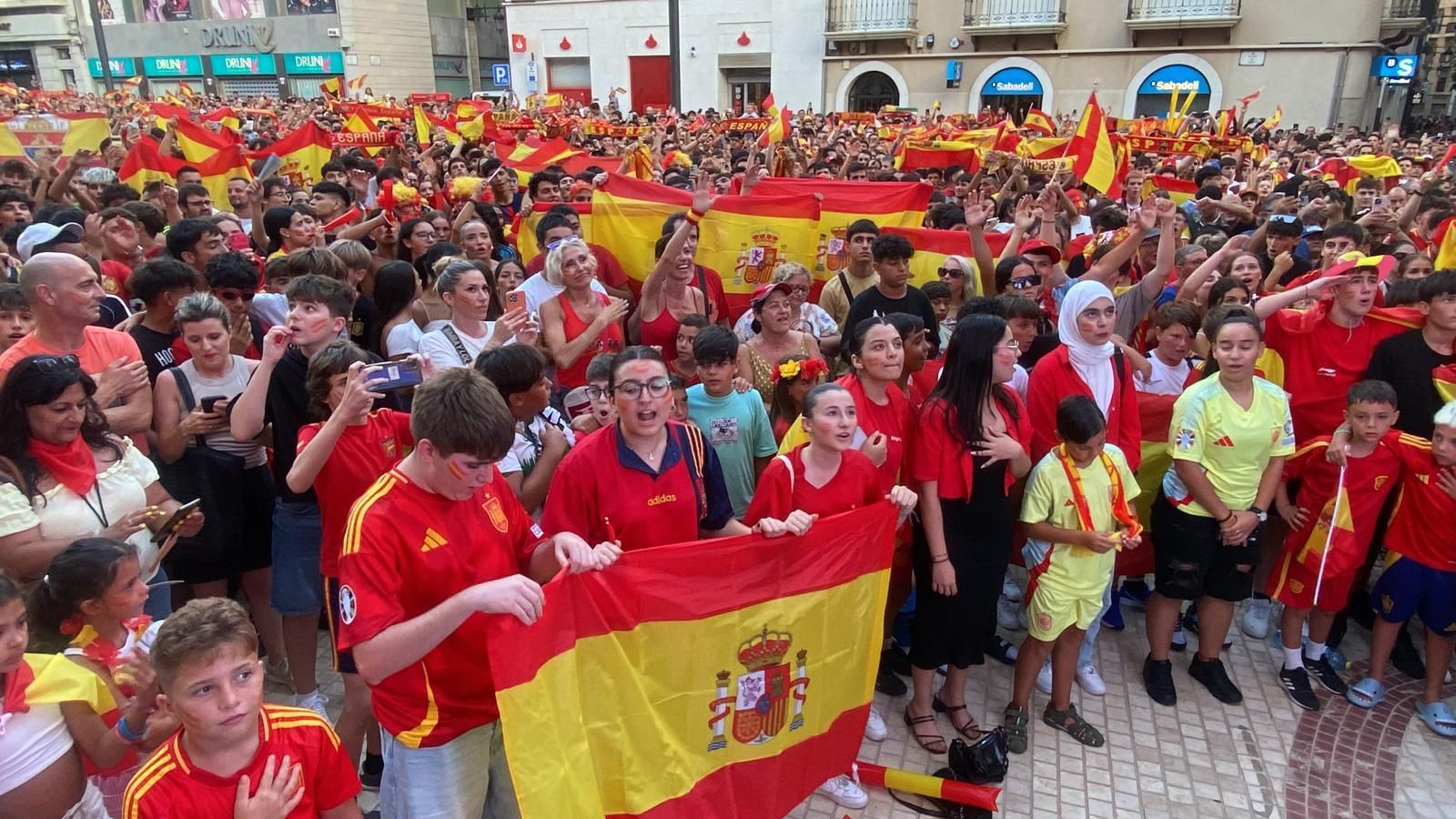 España- Inglaterra: La provincia de Alicante se prepara para la final