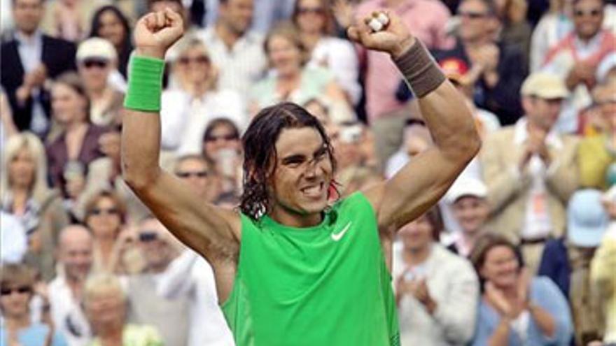 Rafa Nadal, también en hierba