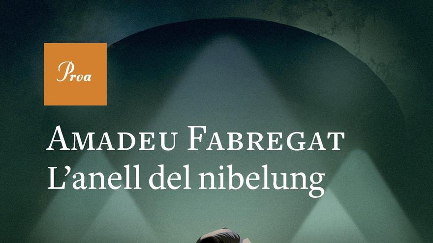 Amadeu Fabregat vuelve a publicar 50 años después de ‘Falles folles fetes foc’