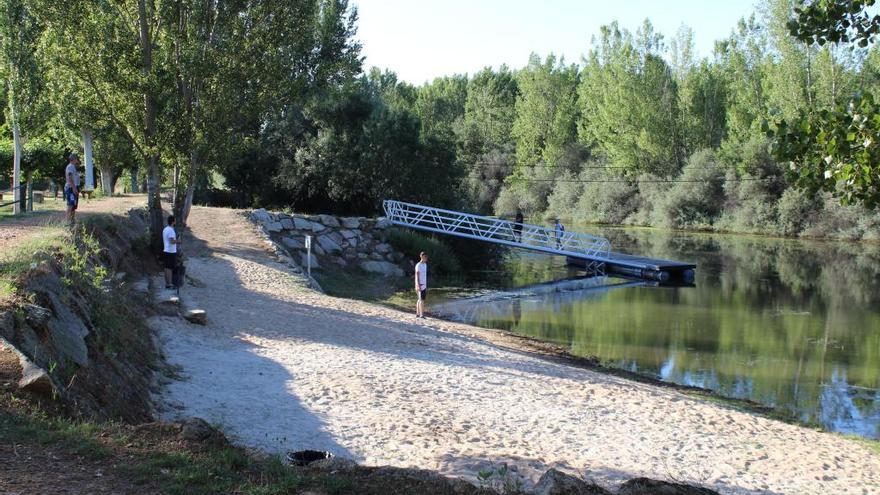 Playa fluvial en Santa Cristina de la Polvorosa.