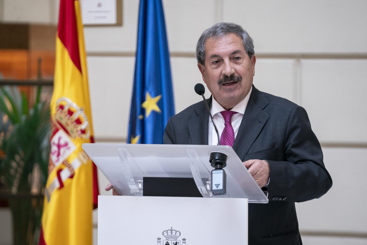 Mozo rebutja convocar el ple que exigeixen els conservadors per als nomenaments del TC