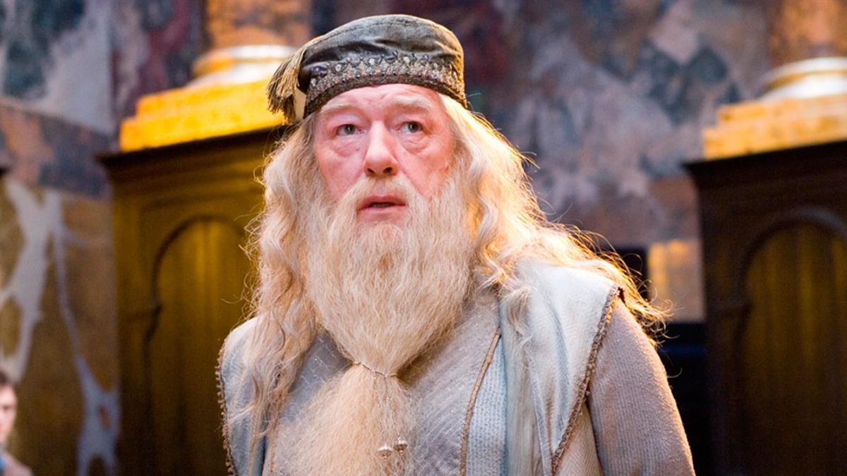 MUERTE HARRY POTTER | Muere Dumbledore y Hoghwarts se queda dos veces  huérfano
