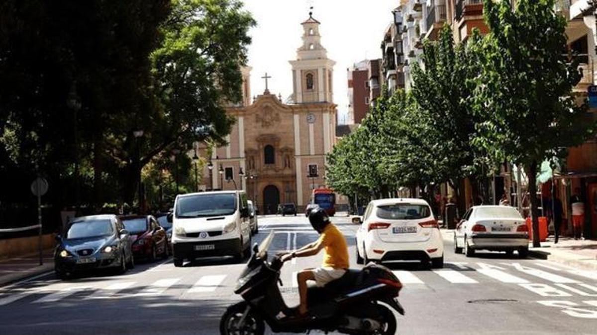 Avenida de Colón en el Barrio del Carmen de Murcia.