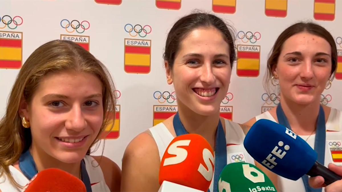Blanca Toledan,  Marina Garciay Meritxell Ferré atienden a SPORT tras ganar el bronce en natación sincronizada