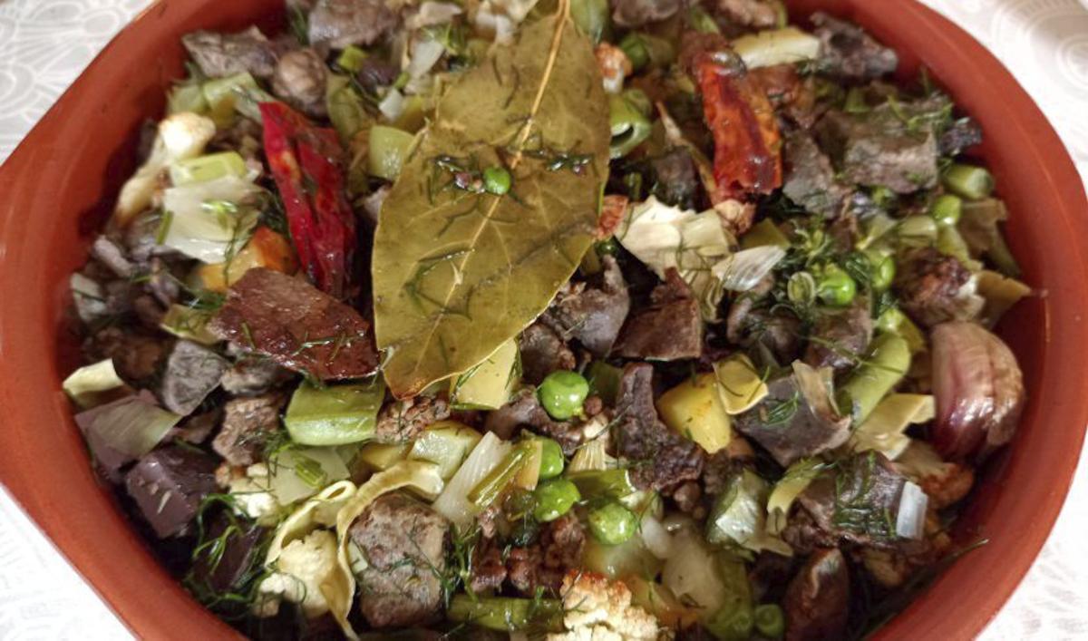 Hauptgericht zu Ostern: Das frit mit Innereien vom Lamm.