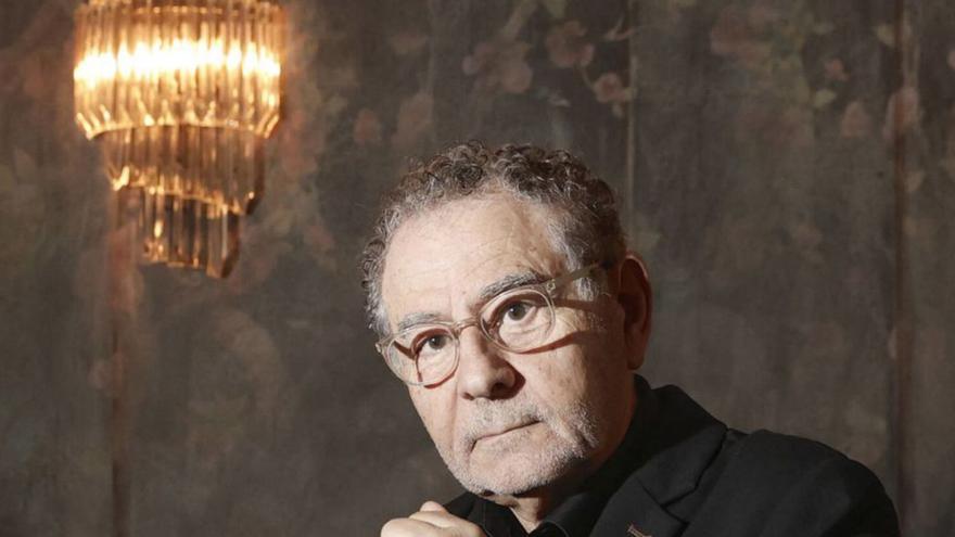 Roberto Verino recibe el Premio de Honor de la Academia de la Moda Española