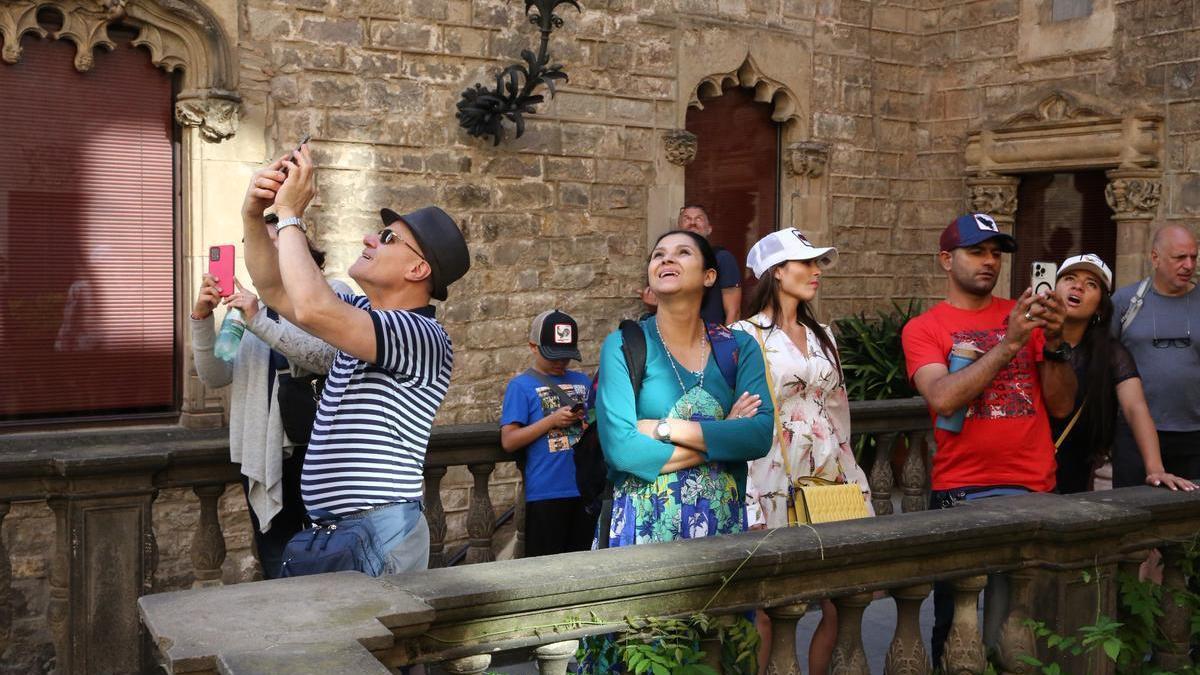 Un grupo de turistas en España.
