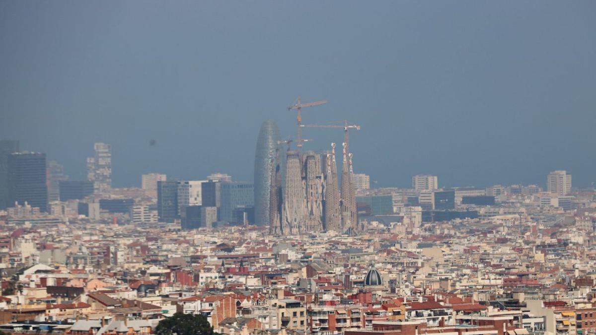 Un episodi de contaminació per partícules a Barcelona, en una imatge d’arxiu. | NAZARET ROMERO