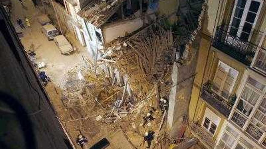 Vista aérea del edificio derrumbado en Santander