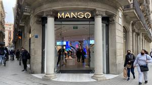 Mango va tancar el 2020 amb uns ingressos de 1.842 milions d’euros, amb un pes del canal ‘online’ del 42%