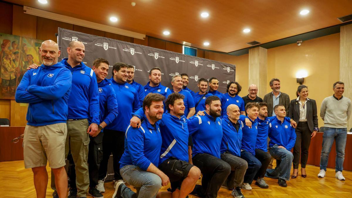 El club vilagarciano afronta el salto de categoría.