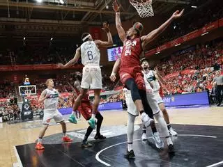 Las imágenes del cuarto partido de semifinales de la ACB entre el UCAM Murcia - Unicaja