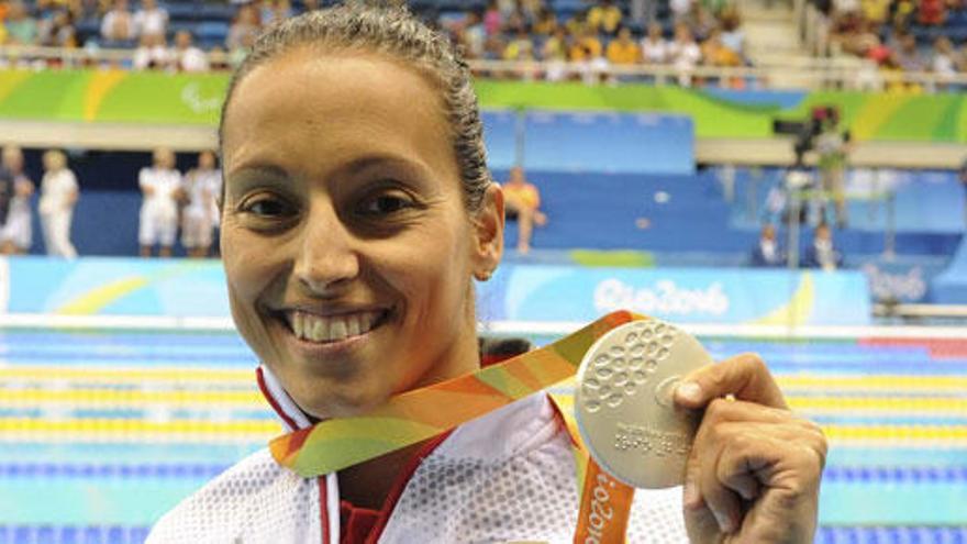 Teresa Perales, con una de las medallas conseguidas.