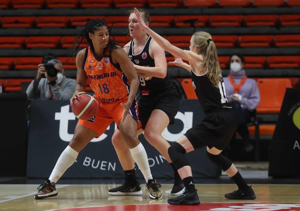 Las mejores imágenes del Valencia Basket - Basket Hema SKW