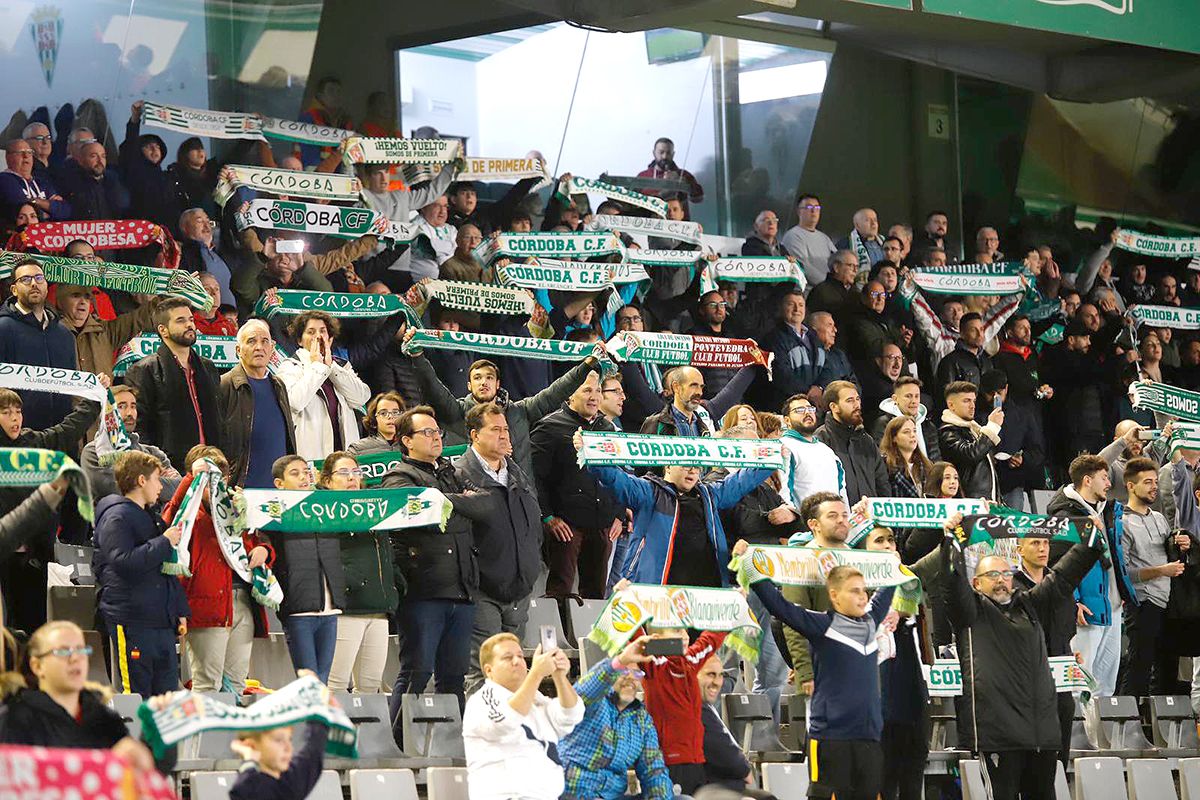 Las imágenes de la afición del Córdoba CF - Pontevedra